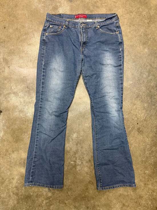 Levi's Denim - Levi's 515 Nouveau Boot Cut Stretch Jeans Size 14 Medium